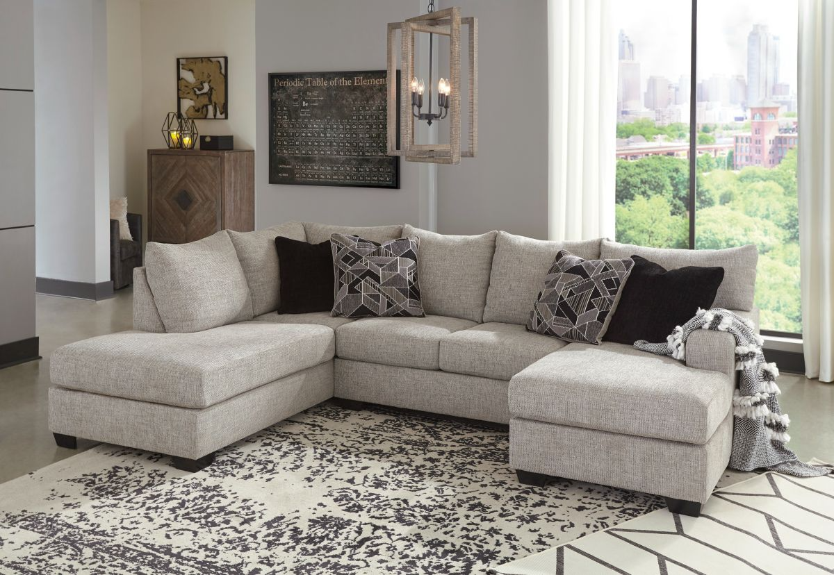 Benchcraft Megginson 2-Piece Storm U-Shape Sectional